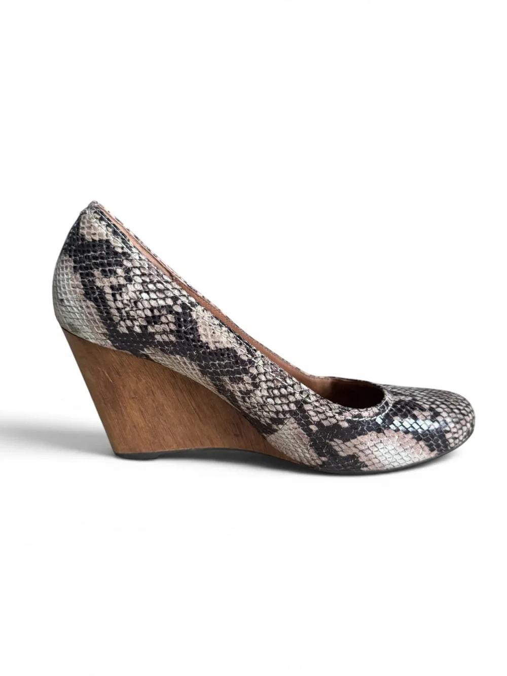 Clarks Snake Print Leather Wood Wedge Pumps Beige Brown Shoes Size 9